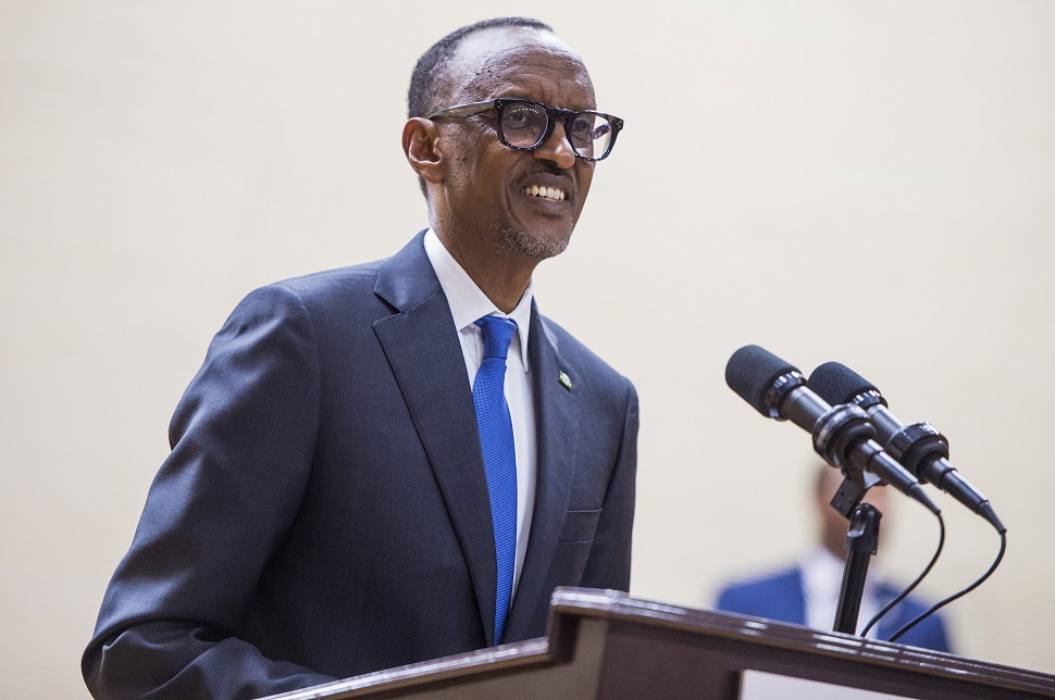  Kagame pleads Mnangagwa's case
