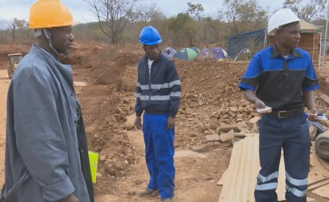 Small miners seek partnerships